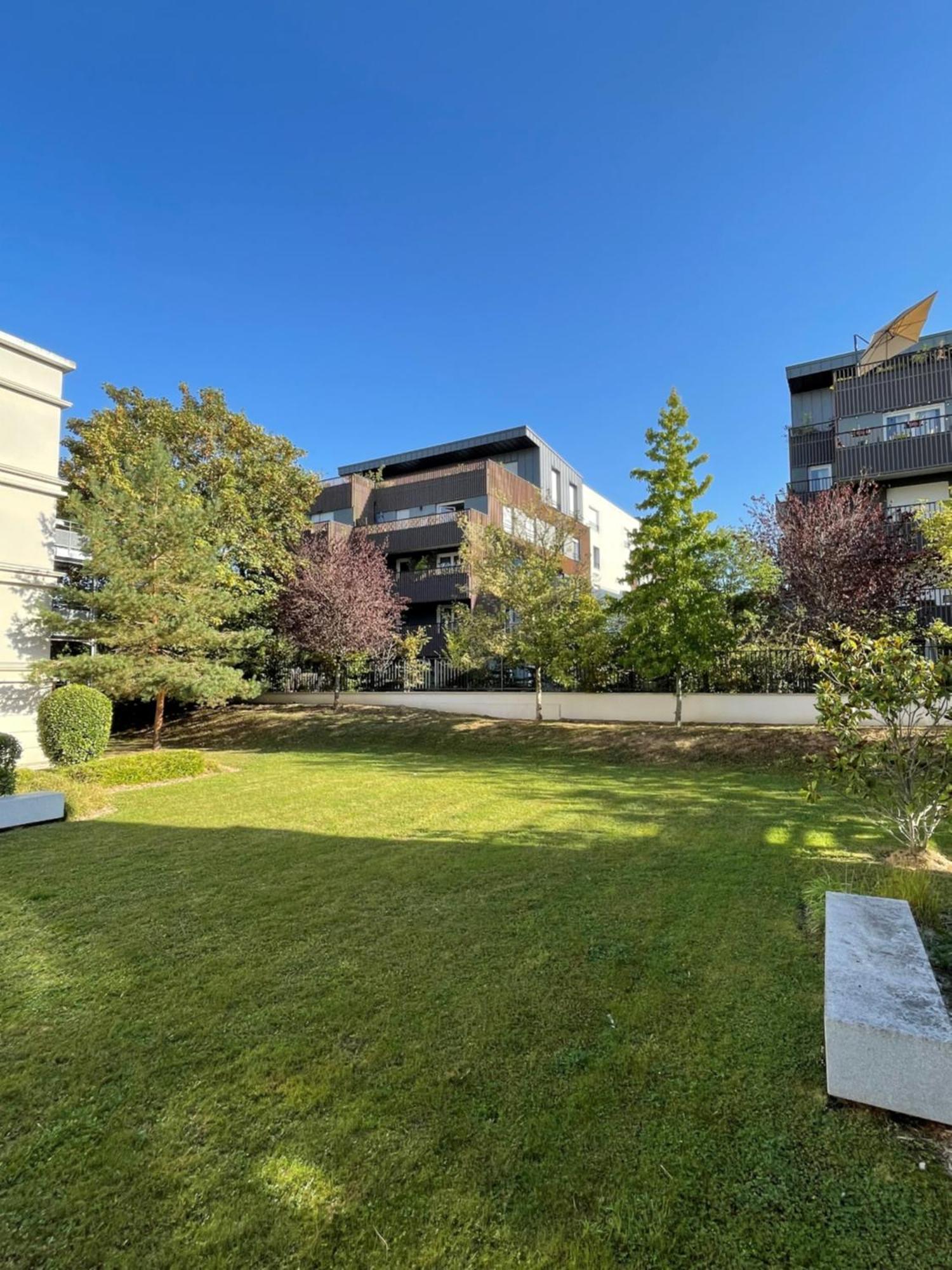 Residhome Paris-Guyancourt Exteriér fotografie