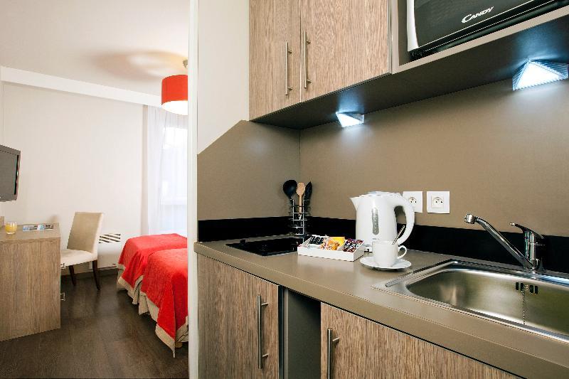 Residhome Paris-Guyancourt Exteriér fotografie